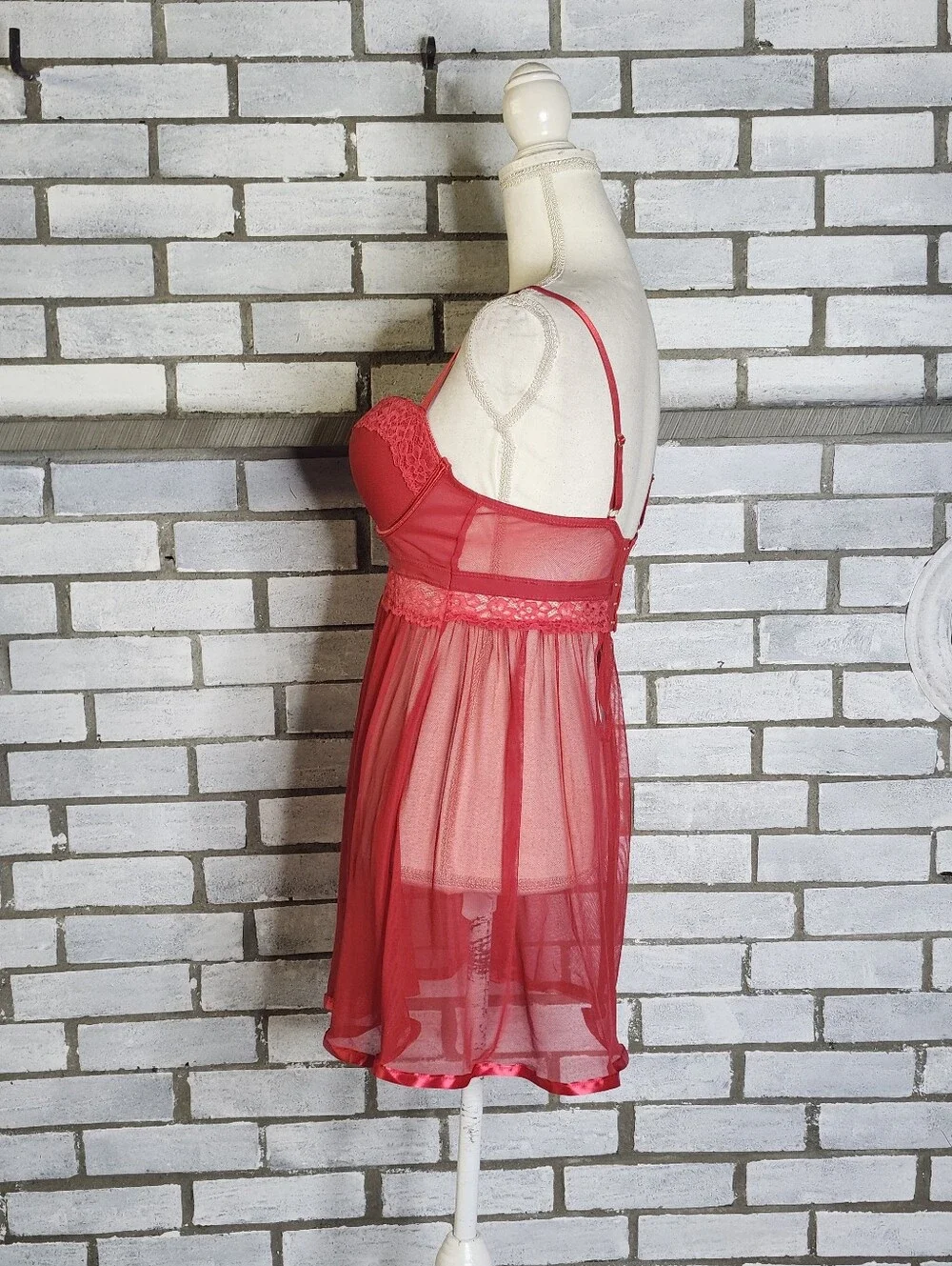 • Daisy Fuentes Women's Sheer Sexy Lace Mesh Chemise Teddy Size XL Red Flaws*